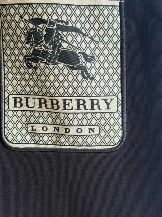 Tricou Burberry !!