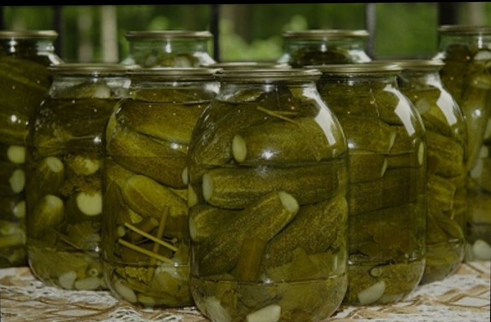 Маринование огурцов и помидоров  
Цена договорная.
Очень вкусн