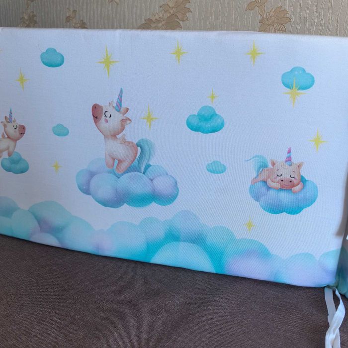 Бортик в детскую кроватку