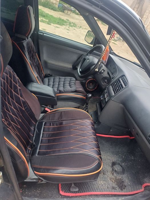 Машина сатылады. Лада-2110