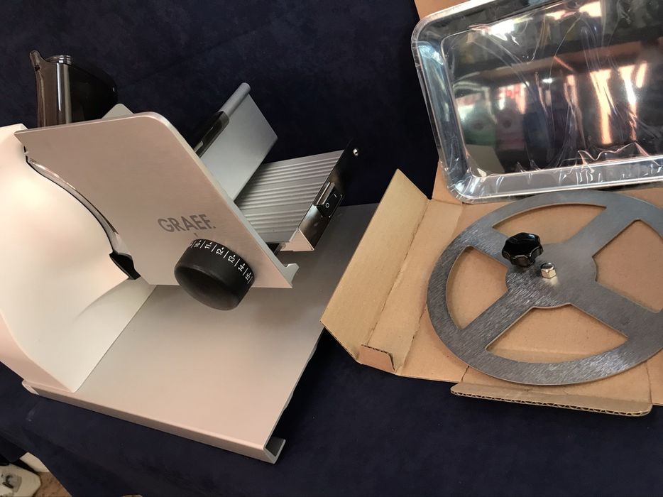 Уред за рязане ка колбаси Graef