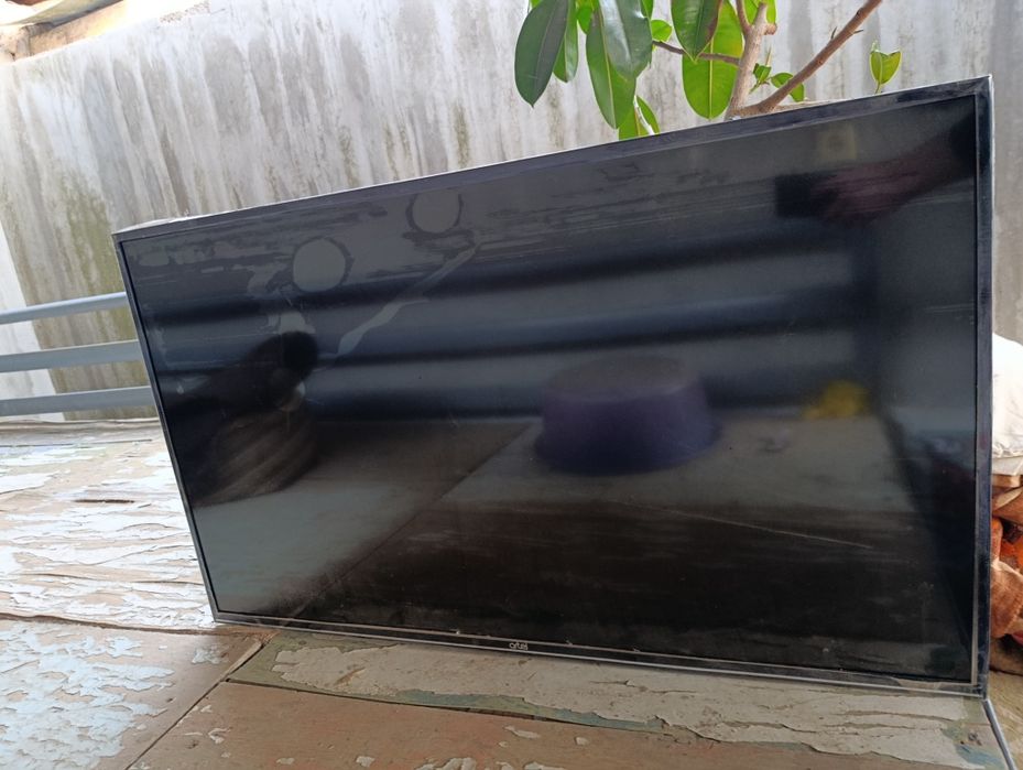Televizor artel 43