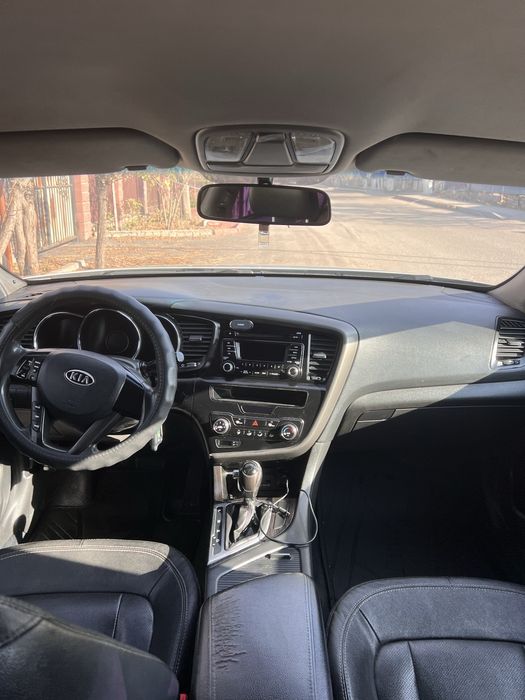 Kia K5 2011 года