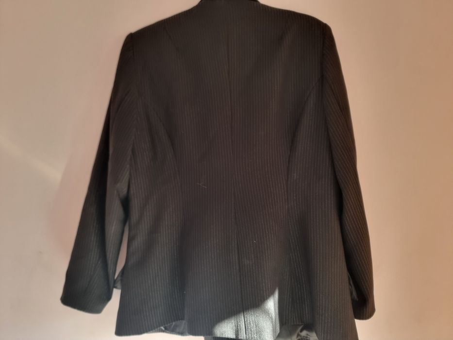 Пиджак женский чёрный с люрексом