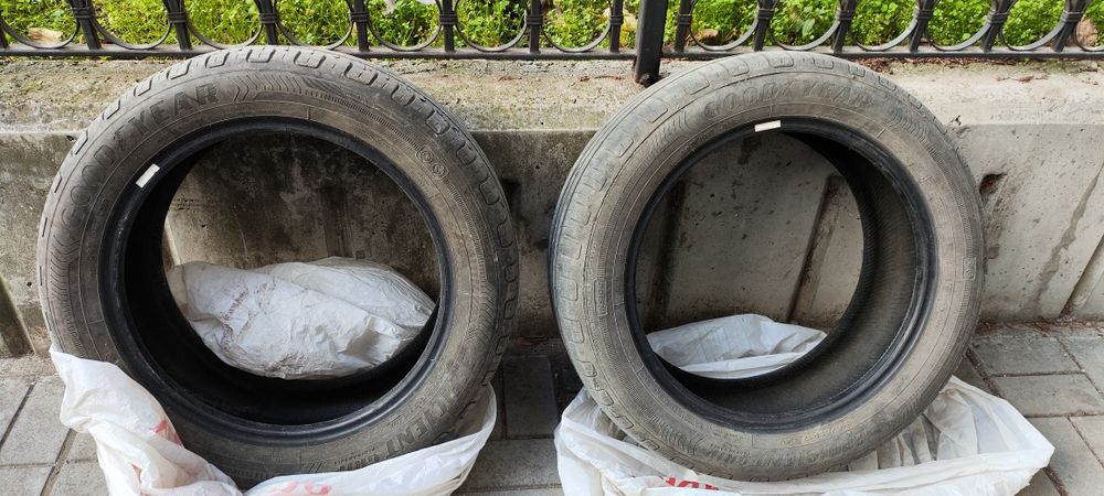 ПРОДАВАМ лети гуми GOOD YEAR 215/55/17 летни ,ДОТ 2019 г