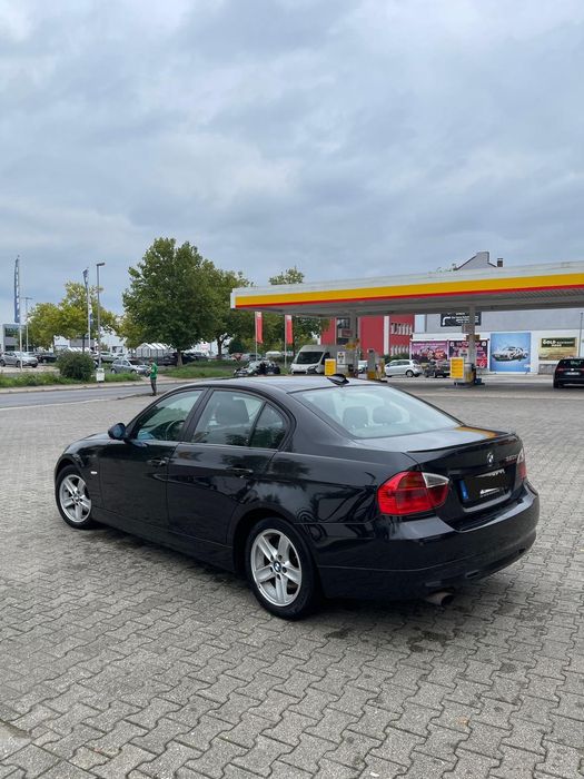 De vanzare bmw e90