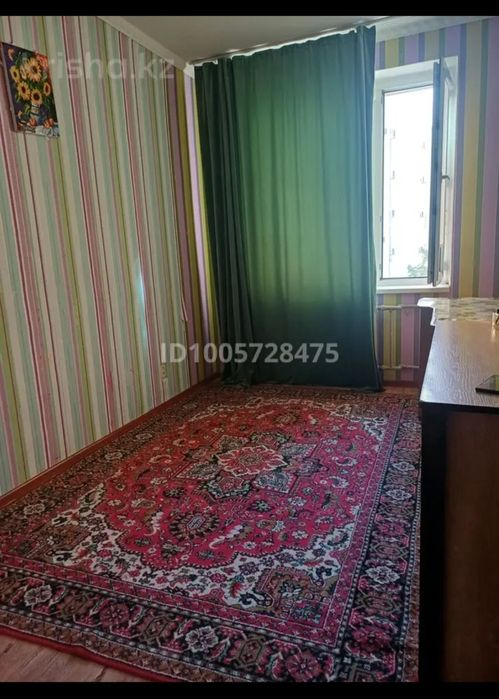 Уш бөлмелі пәтер жалға беріледі