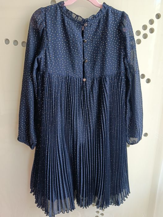 Дрехи Абел и Лула