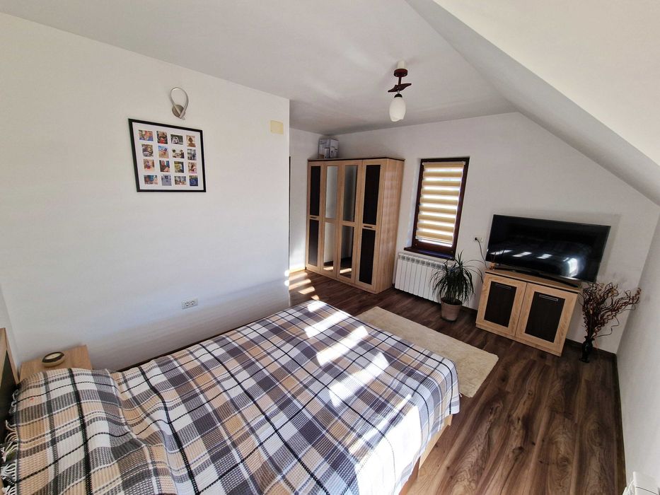 Casă 140 mp, 3 dormitoare, vedere pădure – Bucium, Iași