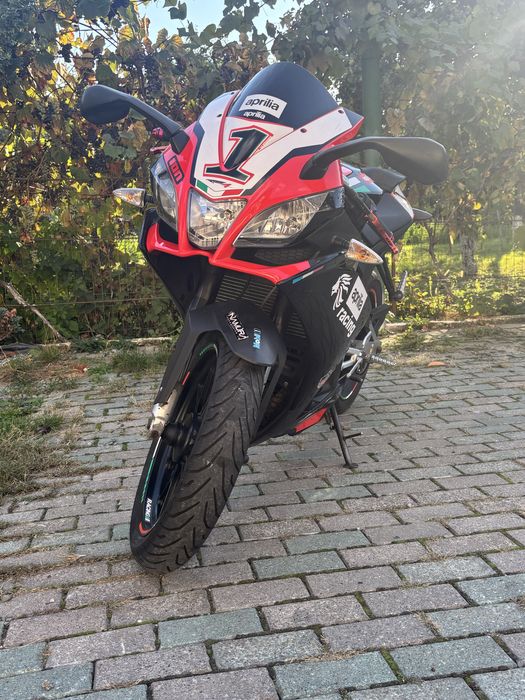 Vând Aprilia RS4 125 2014