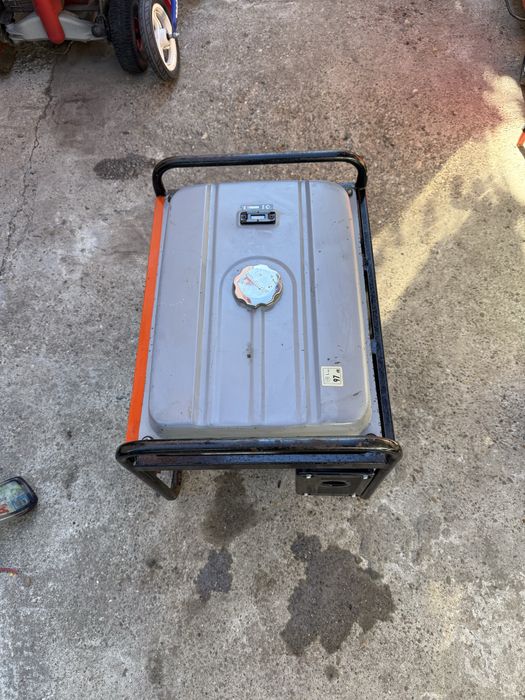 Camping  generator rulote case centrale 3,5kw