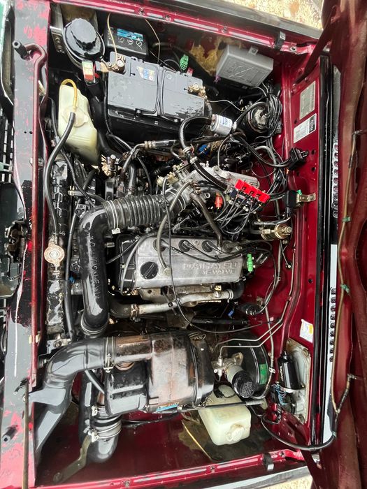 Daihatsu Feroza na chasti Дайхатсу Фероза на части