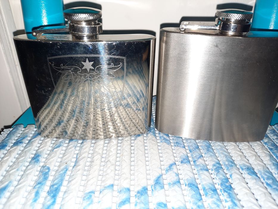 Butelcute de inox pentru tarie.