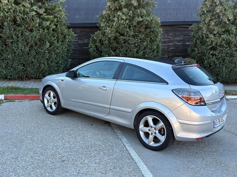 Opel astra H GTC