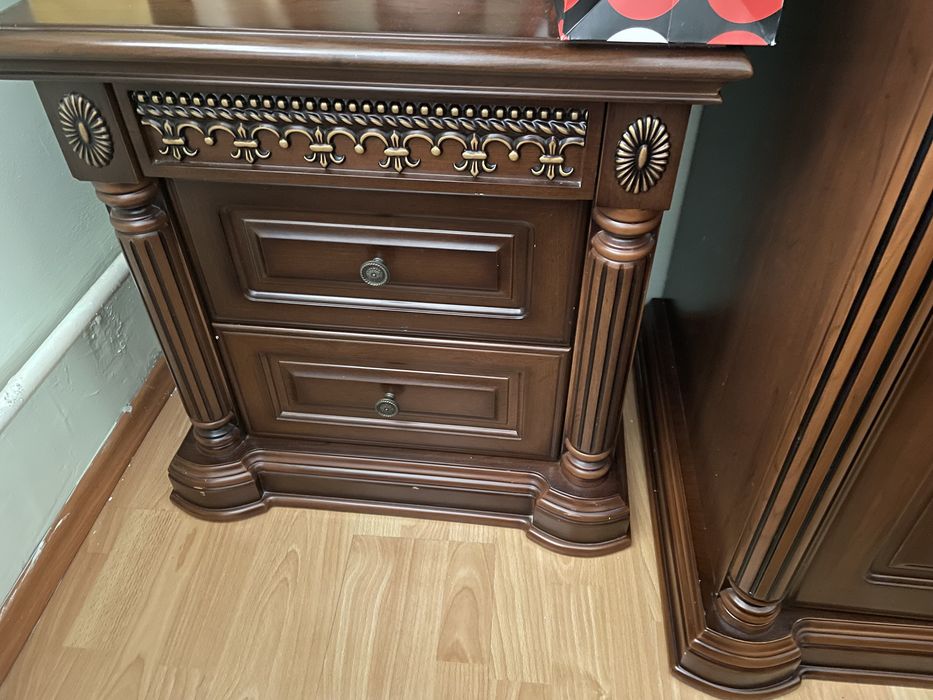 Спальный гарнитур