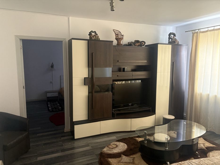 Apartament Rovinari et1