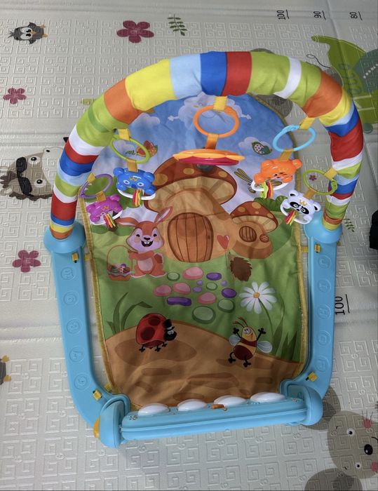 Проходилка за бебе Chipolino+ ПОДАРЪК гимнастика за бебе