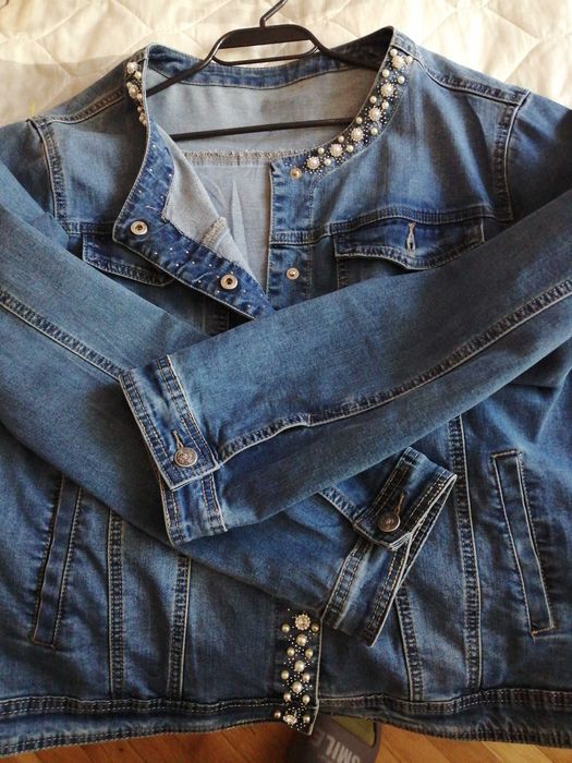 Продавам ефектни пролетни якета