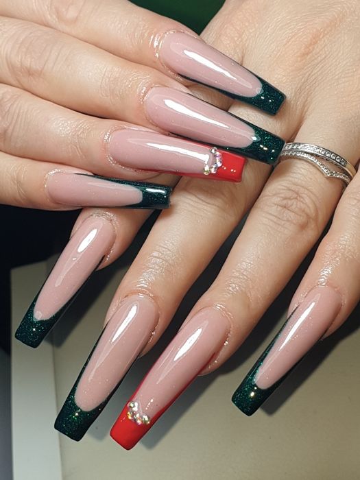 Aplic unghii cu gel!