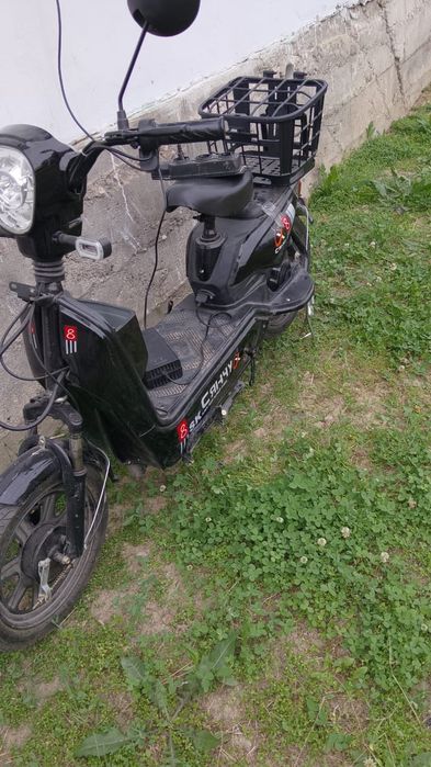 Транспорт скутер