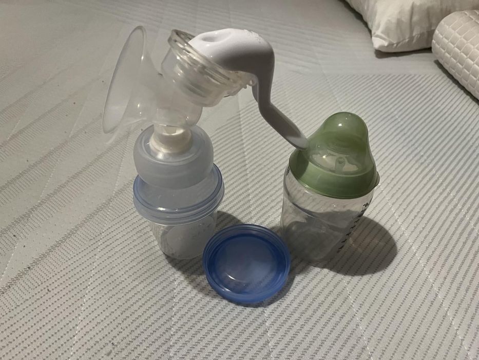 Помпа ръчна Филипс за бебешка кърма, не употребявана