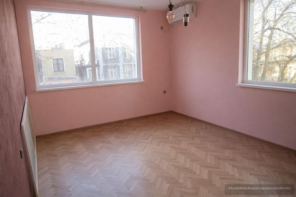 Дава се под наем Четиристаен апартамент в Пловдив, Център - 92 кв.м за 698.19 € - Снимка #5