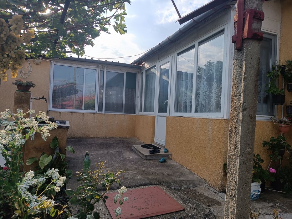 Продава се Къща в с. Ситово, Област Силистра - 70 кв.м за 430 €/кв.м - Снимка #2