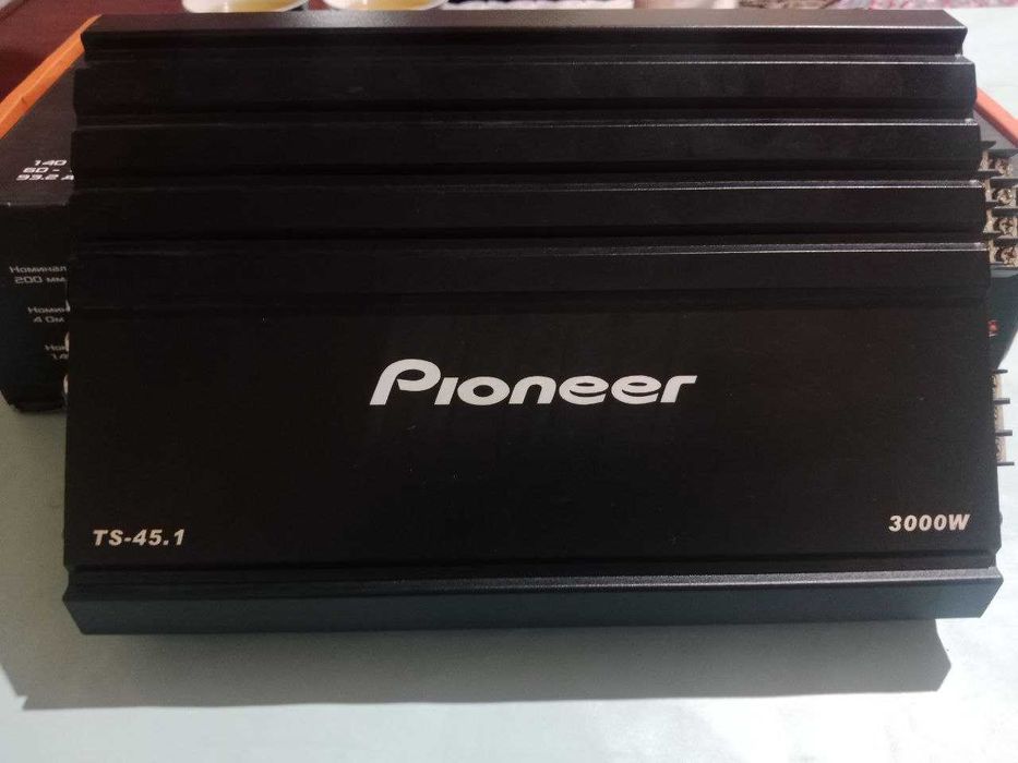 Kalonka bor moshina uchun pioneer