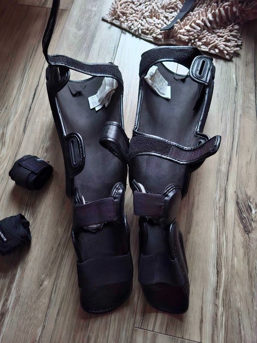 Echipament kickboxing, mănuși 12oz, tibiere, fase de box 2.5 metrii