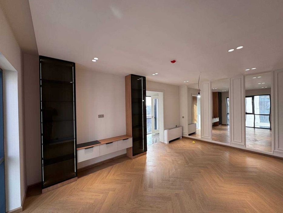 Новостройка в ЖК Saf Towers ITпарк 2/8/26 с ремонтом 70 кв.м. =