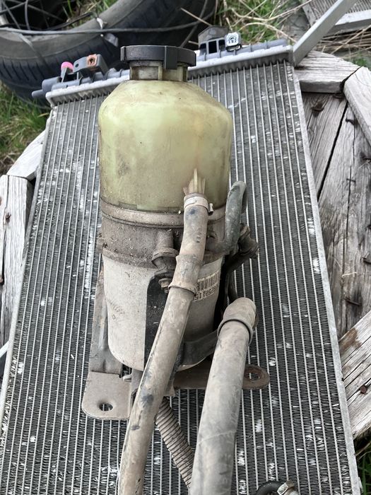 Хидравлична помпа за Зафира