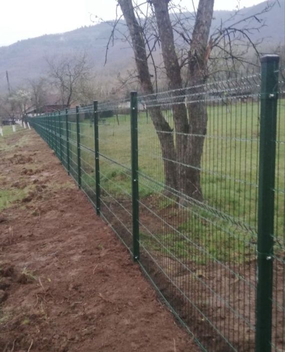 Vand si fac garduri din plasa bordurată