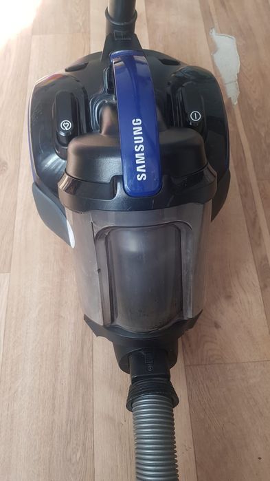 Пылесос Samsung 25000 тг