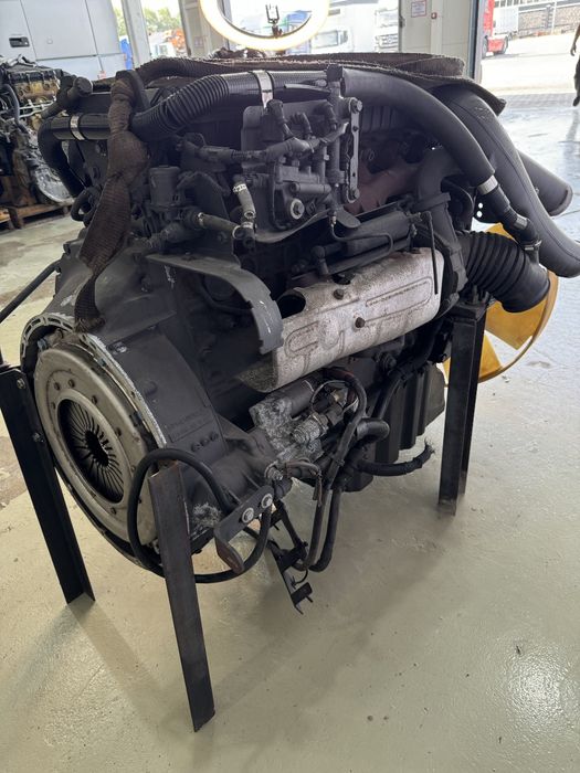 Двигатель MERCEDES