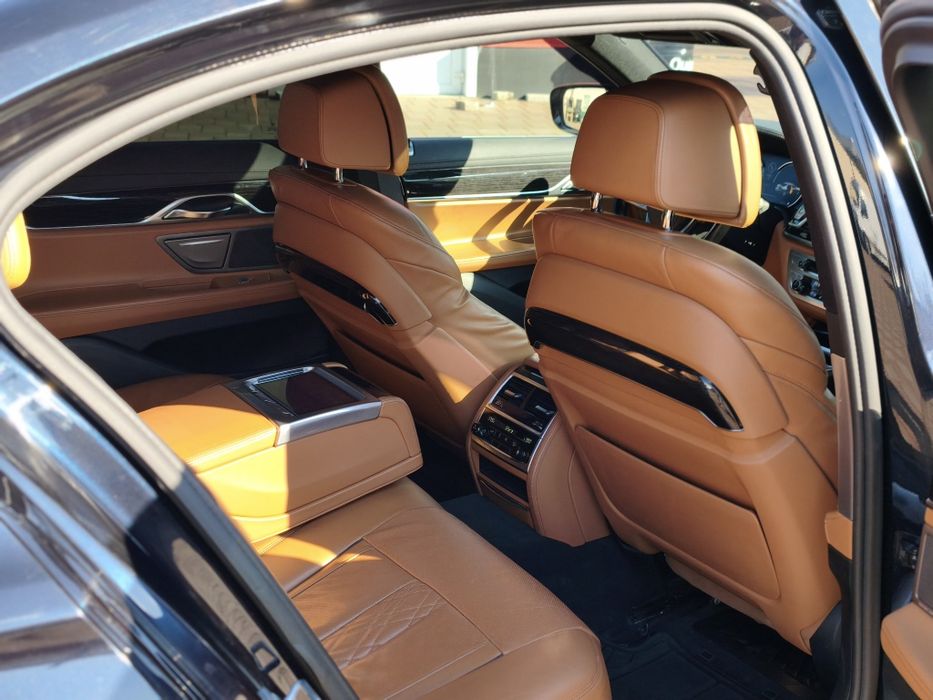 Bmw 740D X-Drive M-Pachet
