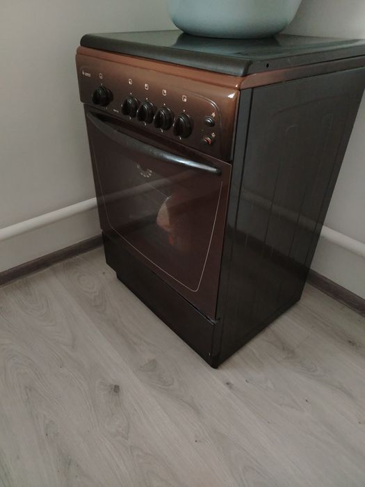 Продам Газ Gefest