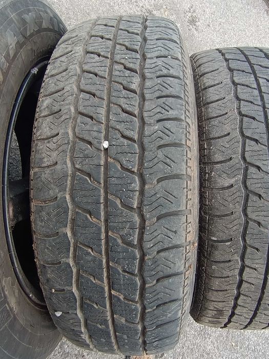 Гуми 205/65/16 с джанти за Мерцедес Виано