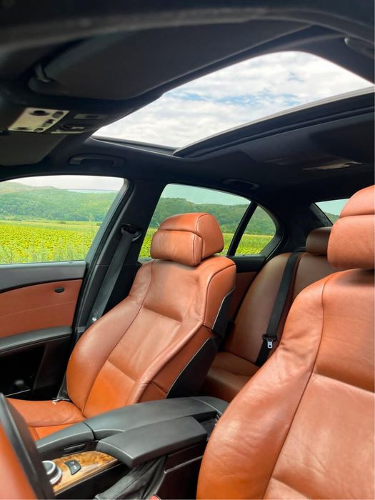 BMW E60 530d M-Paket – Echipare unică / Piele Cognac / HUD / Trapă / Logic7