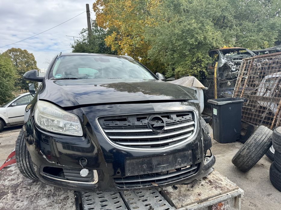 Опел Инсигния 1.9CDTI На Части