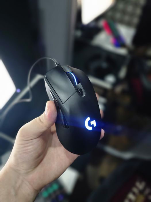 Logitech g403 hero, состояние новый