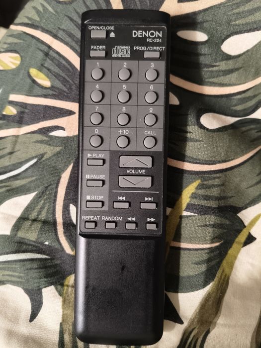 CD Player Denon DCD-680 cu telecomandă