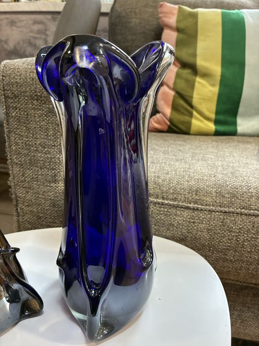 Vaze fosrte vechi , bine pastrate