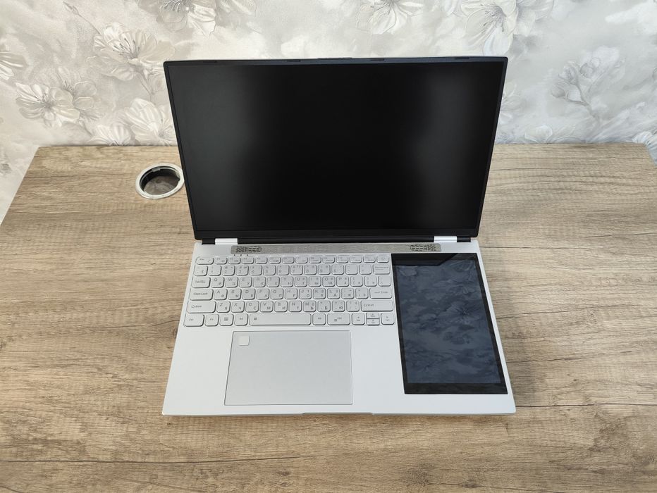 Ноутбук Zentek X1 duo