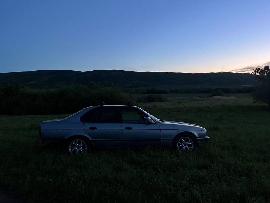 Продам BMW бмв 520