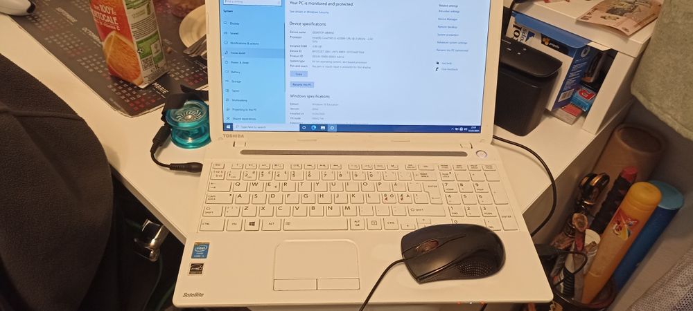 Laptop Toshiba I5_incarcator mouse