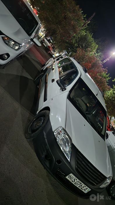 Lada largus srochnaga
