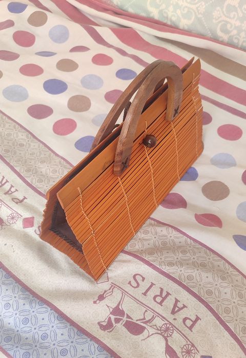 Винтажная сумка из дерева