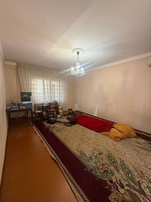Ахангаран Галлякудук МФЙ ул Курувчилар Дом Участок 8 соток срочно