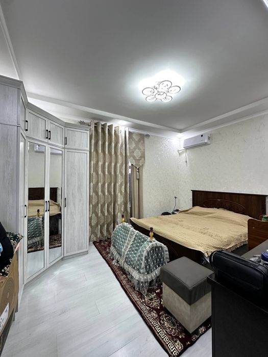 Sergeli Xonabod 2 etaj 5 xona Kottej Srochna