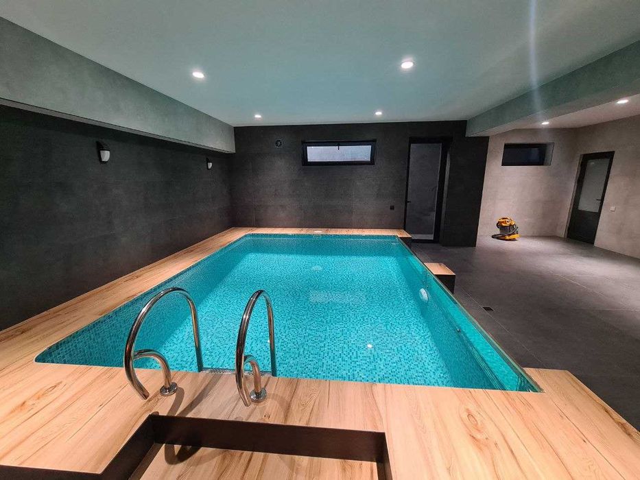 Галантный дом стиля Хай Тек с 2 соток (Циолковского)